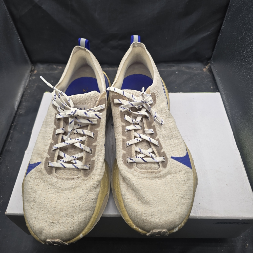 Nike Cream and‎ Blue Men's Sneakers